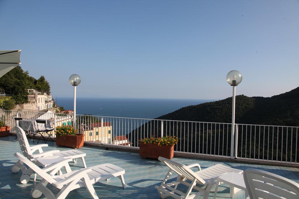 Bed and Breakfast Le Terrazze Di Cristina Vietri Exterior foto