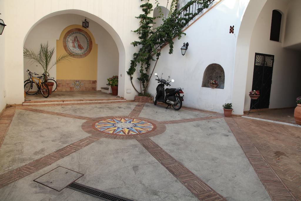Bed and Breakfast Le Terrazze Di Cristina Vietri Exterior foto