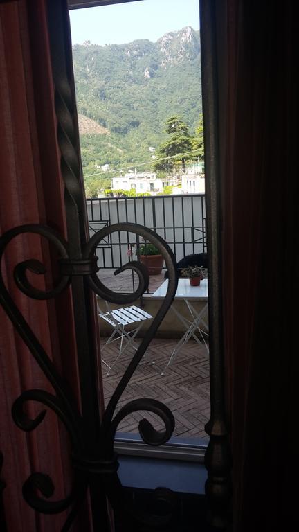 Bed and Breakfast Le Terrazze Di Cristina Vietri Exterior foto