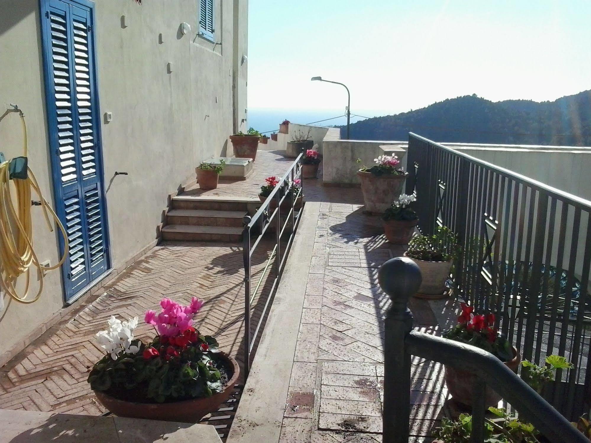 Bed and Breakfast Le Terrazze Di Cristina Vietri Exterior foto